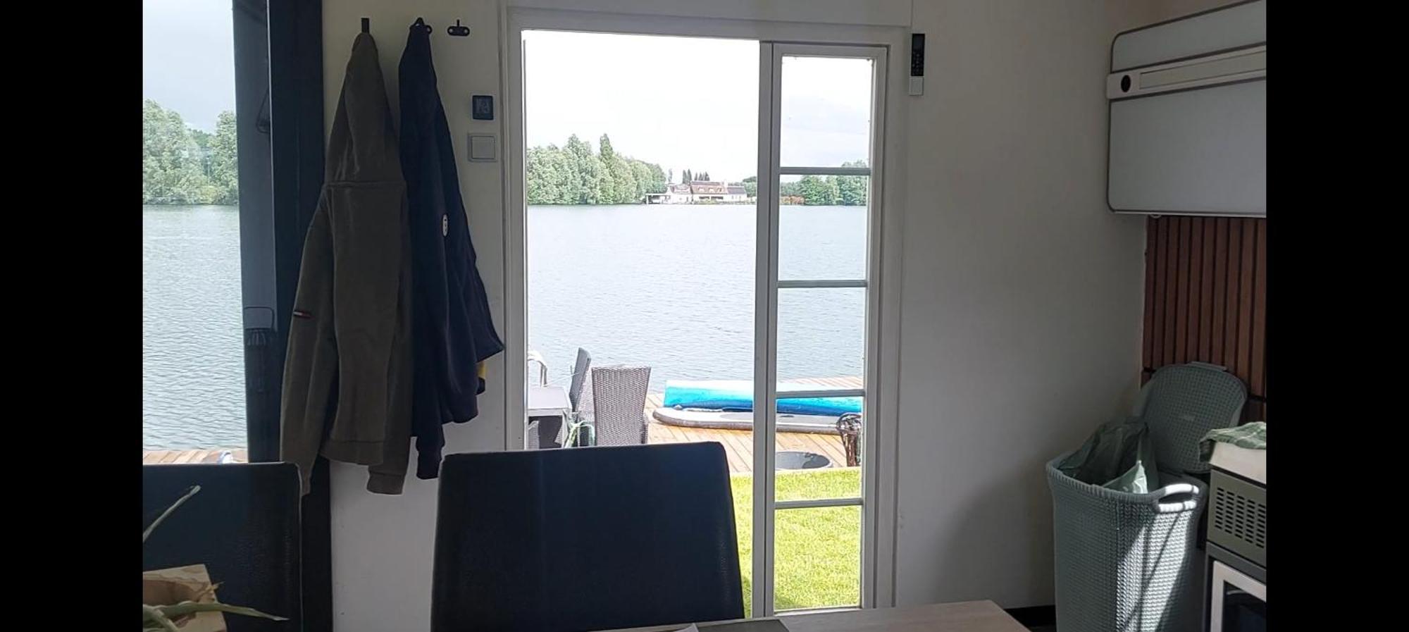 Lakeside Wevelgem Exterior photo